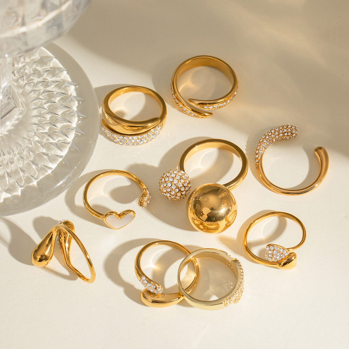 Jieding Europa y América Anillo abierto de diamantes de acero inoxidable de oro de 18k Anillo de sentido avanzado Joyas de mano de acero de titanio Rings transfronterizos