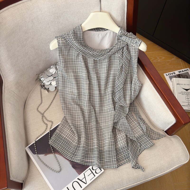 Real Shot of Slimming Plaid Sleeveless Shirt with Ribbon for Women, New Summer Design with Stylish Turn-Down Collar, Loose-Fitting Top Real Shot of Slimming Plaid Sleeveless Shirt with Ribbon for Women, New Summer Design with Stylish Turn-Down Collar, Loose-Fitting Top