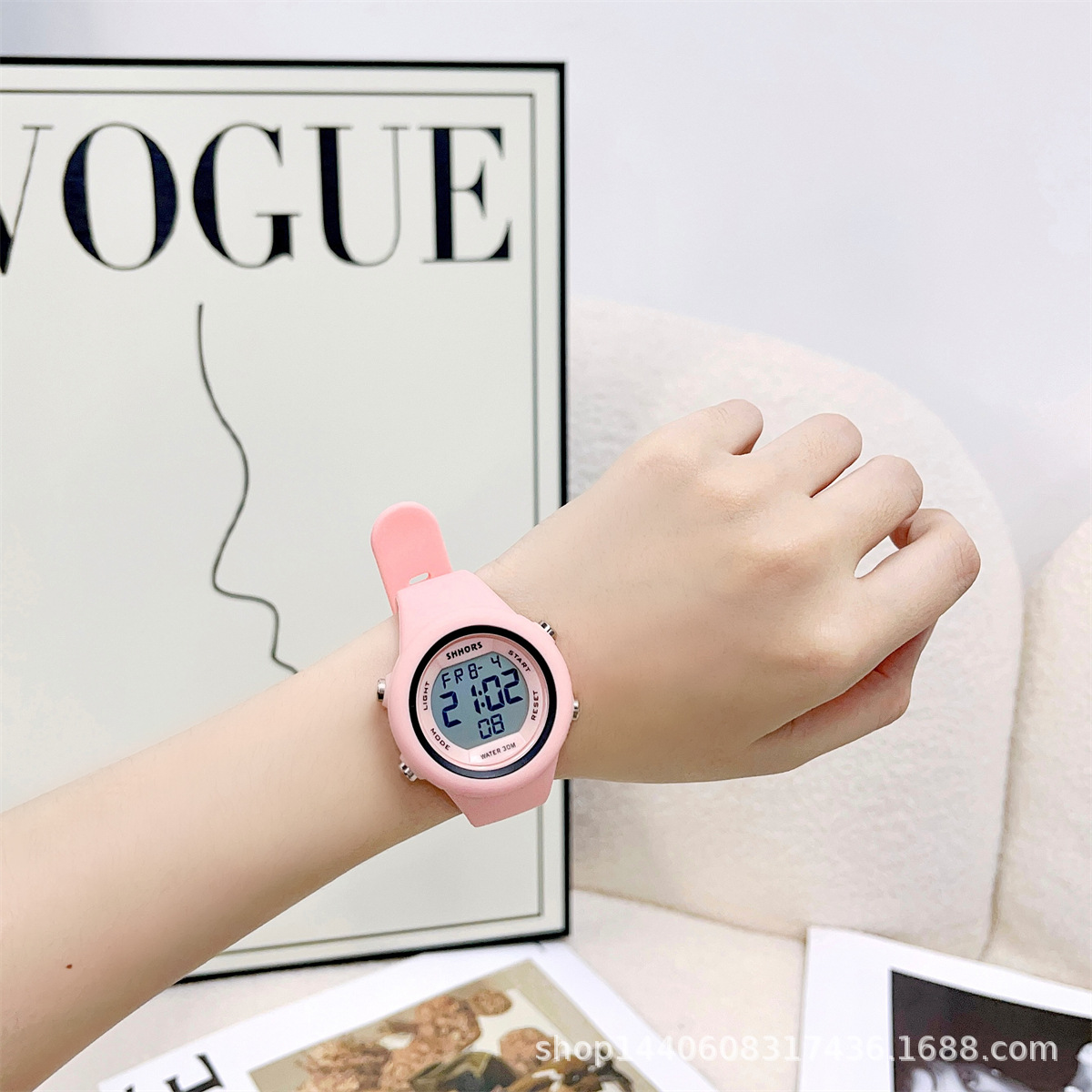 Nuevo reloj estudiante reloj electrónico tendencia juvenil multi-funcional Universal deportes silicona reloj electrónico ventas directas de la fábrica