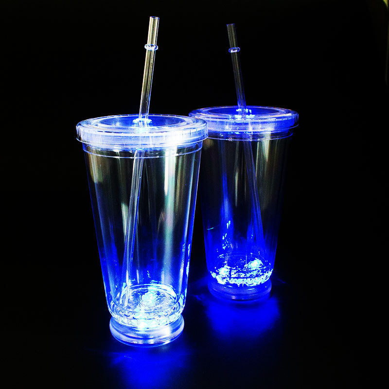 厂家供应双层发光吸管杯LED创意吸管杯16OZ炫彩闪光杯塑料一次性