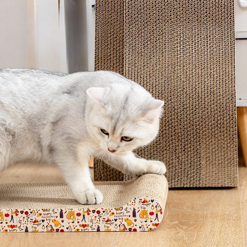 猫のつかみ板の猫の爪を厚くして、段ボールのペットのおもちゃの猫の巣を厚くします。|undefined