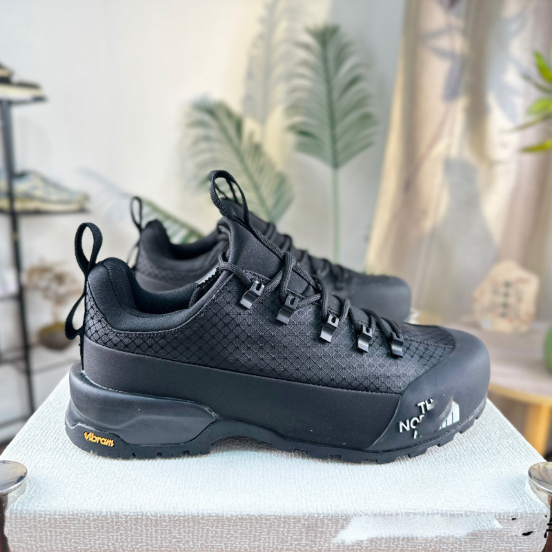 Pure Original TNF North Face Outdoor Hiking and Mountaineering Shoes, Non-Slip, Wear-Resistant, Gold Sole, Unisex Casual Sports Training Shoes