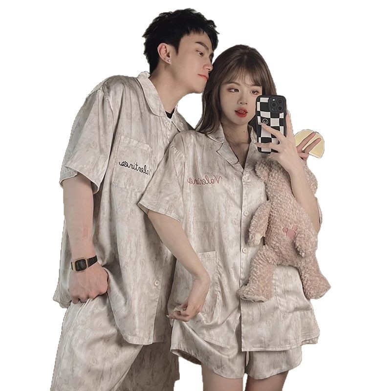 2025 nuevo pijama de pareja de verano de seda de hielo de mangas cortas para vestir con ropa de casa de hombre de seda delgada de verano