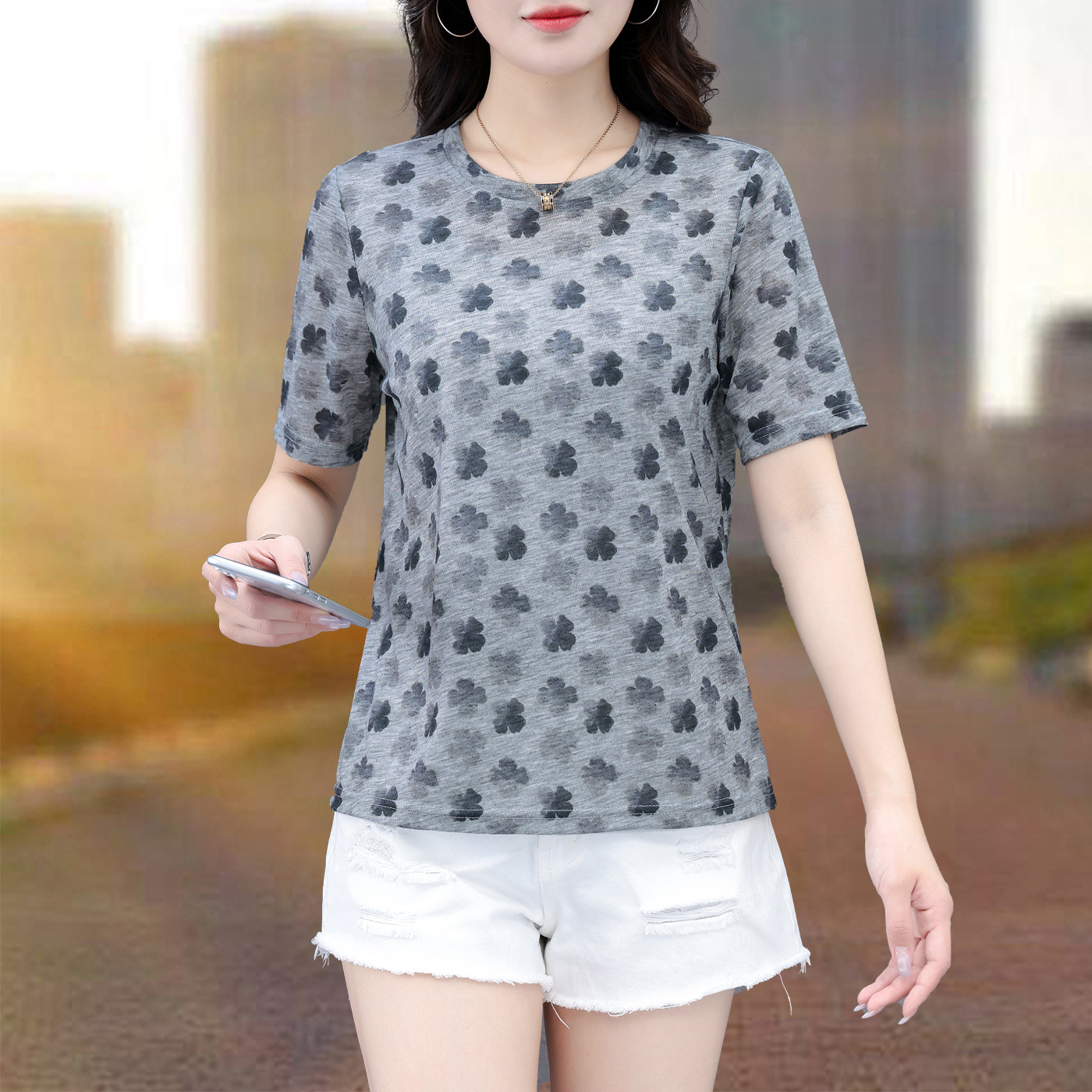 Round Neck Short-Sleeved T-Shirt for Women, Summer New Style, Fashionable Loose Casual Top for Middle-Aged and Elderly Mothers, Women's Loose T-Shirt
