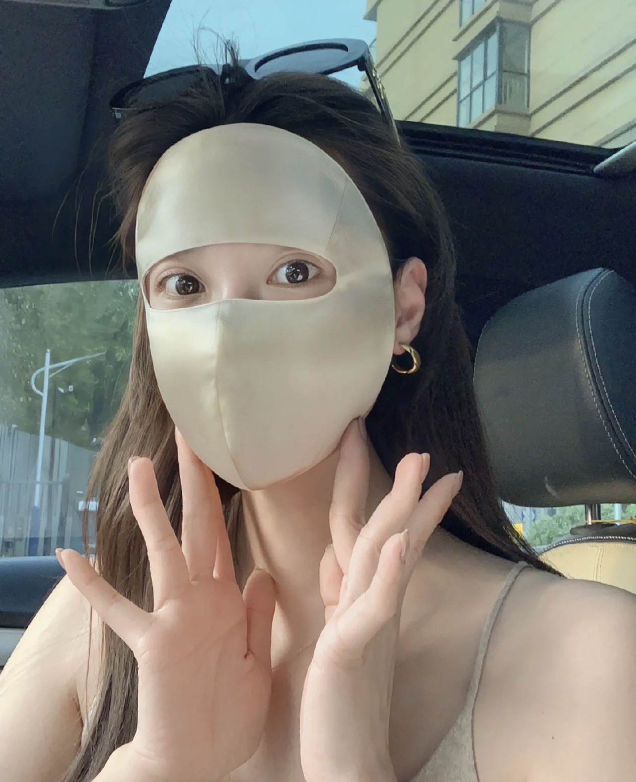 Anti-UV Blu-ray Anti-radiación Face Máscara de protección solar de seda de morera Cara completa Nueva conducción Cara de seda Gini