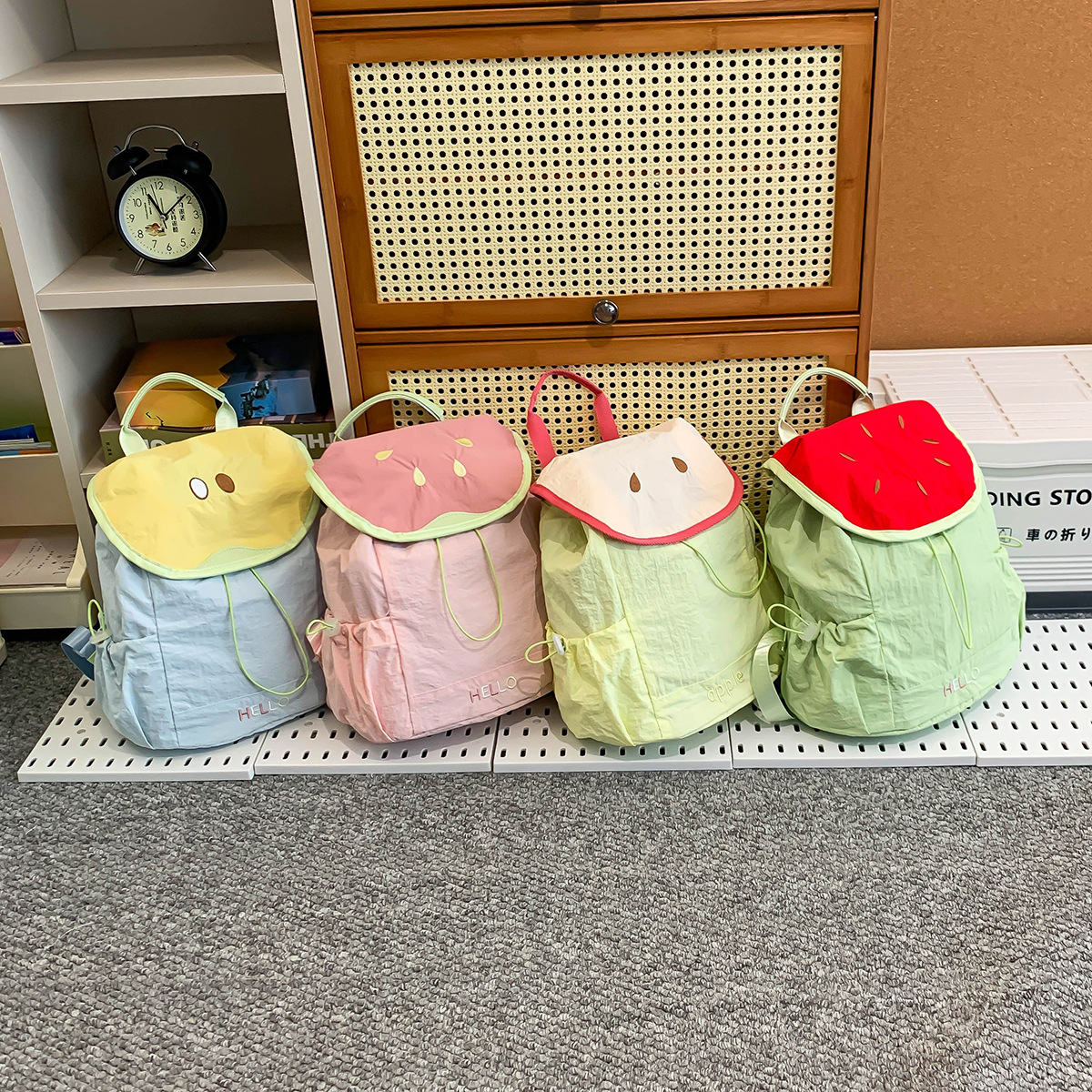 Literatura y arte pequeñas mochila fresca para niños y niñas, caricatura encantadora fruta mochila escolar para niños, nueva mochila infantil coreana
