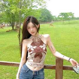 泰式辣妹印花挂脖背心吊带女夏季2025年高级感轻奢纯欲风短款上衣
