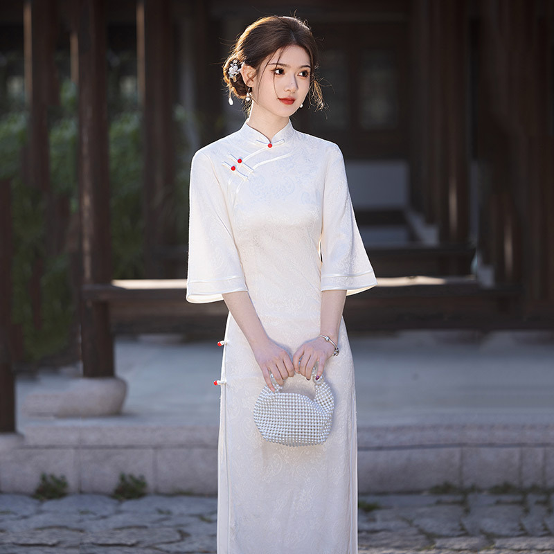 White Large-Sleeve Jiangnan Style New Chinese Traditional Elegant Long-Improved Cheongsam 2025 New Women's Spring and Summer