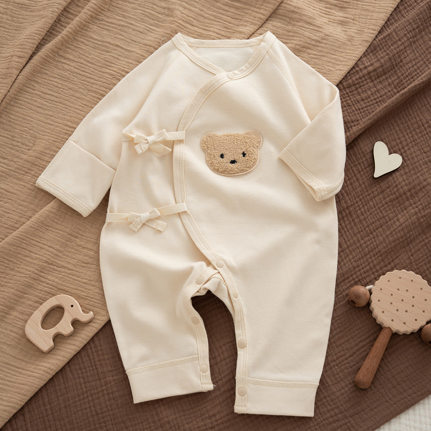 1 piece of patch bear khaki