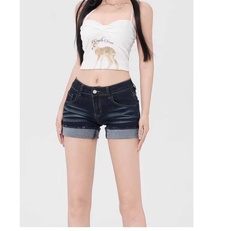 American retro sexy denim shorts for women, 2026 summer low-waist stretch slimming hot pants for pear-shaped body with rolled edges, cotton American retro sexy denim shorts for women, 2026 summer low-waist stretch slimming hot pants for pear-shaped body with rolled edges, cotton