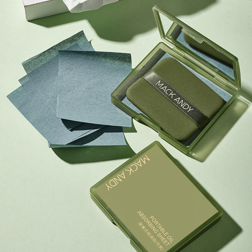 Marco Andy powder puff style portable bamboo charcoal oil-absorbing paper gently absorbs oil without removing makeup and refreshes the face with powder puff mirror