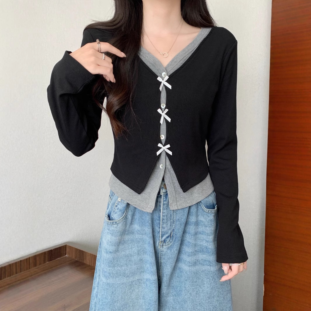 플러스 사이즈 통통한 MM2024 초가을 새로운 프랑스 디자인 활 니트 셔츠 블랙 가짜 2 피스 긴팔 탑