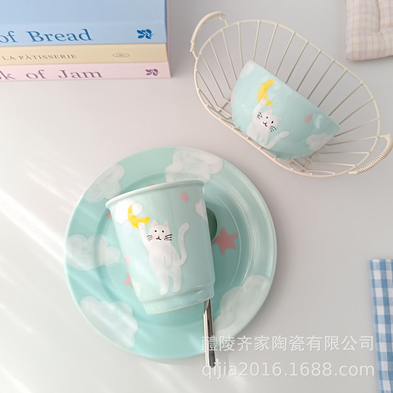 Cute One-Person Ceramic Tableware Set, Cute Hand-Painted Cat Holding Cup, Coke Cup, Kidsren's Rice Bowl and Dinner Plate Cute One-Person Ceramic Tableware Set, Cute Hand-Painted Cat Holding Cup, Coke Cup, Kidsren's Rice Bowl and Dinner Plate