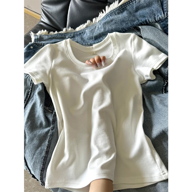 White Short-Sleeve T-Shirt for Women, Summer 2026 New Style, Slim Fit, Casual U-Neck, Versatile Outerwear Base Top White Short-Sleeve T-Shirt for Women, Summer 2026 New Style, Slim Fit, Casual U-Neck, Versatile Outerwear Base Top