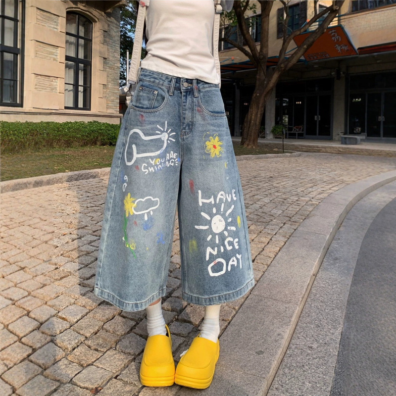 American-Style Graffiti Print Straight-Leg Cropped Jeans for Women, Summer Thin Loose Fit, Slimming Wide-Leg Cropped Pants for Girls in Summer American-Style Graffiti Print Straight-Leg Cropped Jeans for Women, Summer Thin Loose Fit, Slimming Wide-Leg Cropped Pants for Girls in Summer