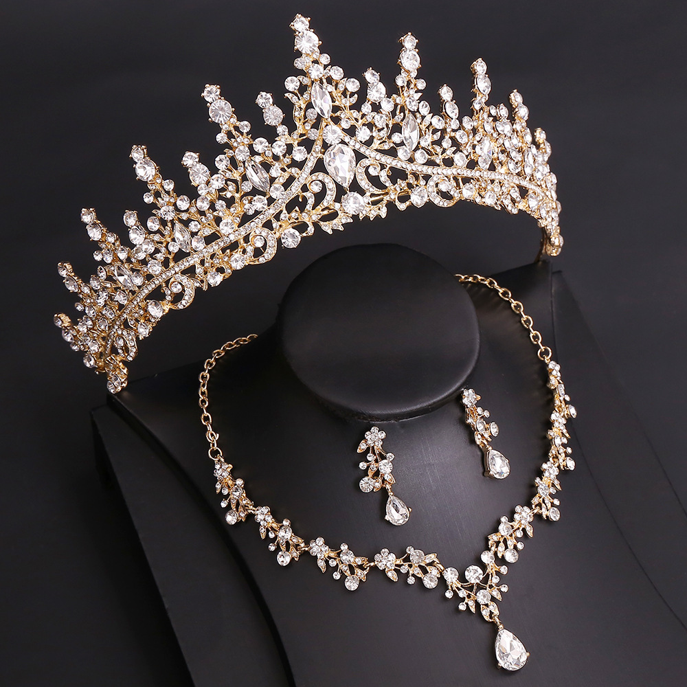 新娘项链皇冠三件套
