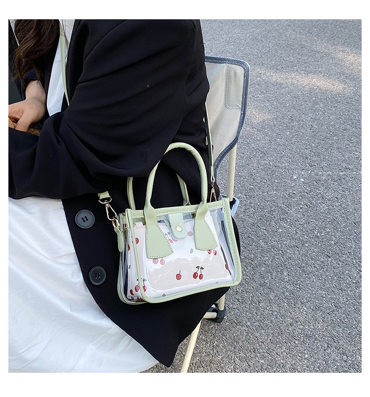 Women 2022 New Fashion Transparent Single Shoulder Handbag Crossbody Gel Bag display picture 2