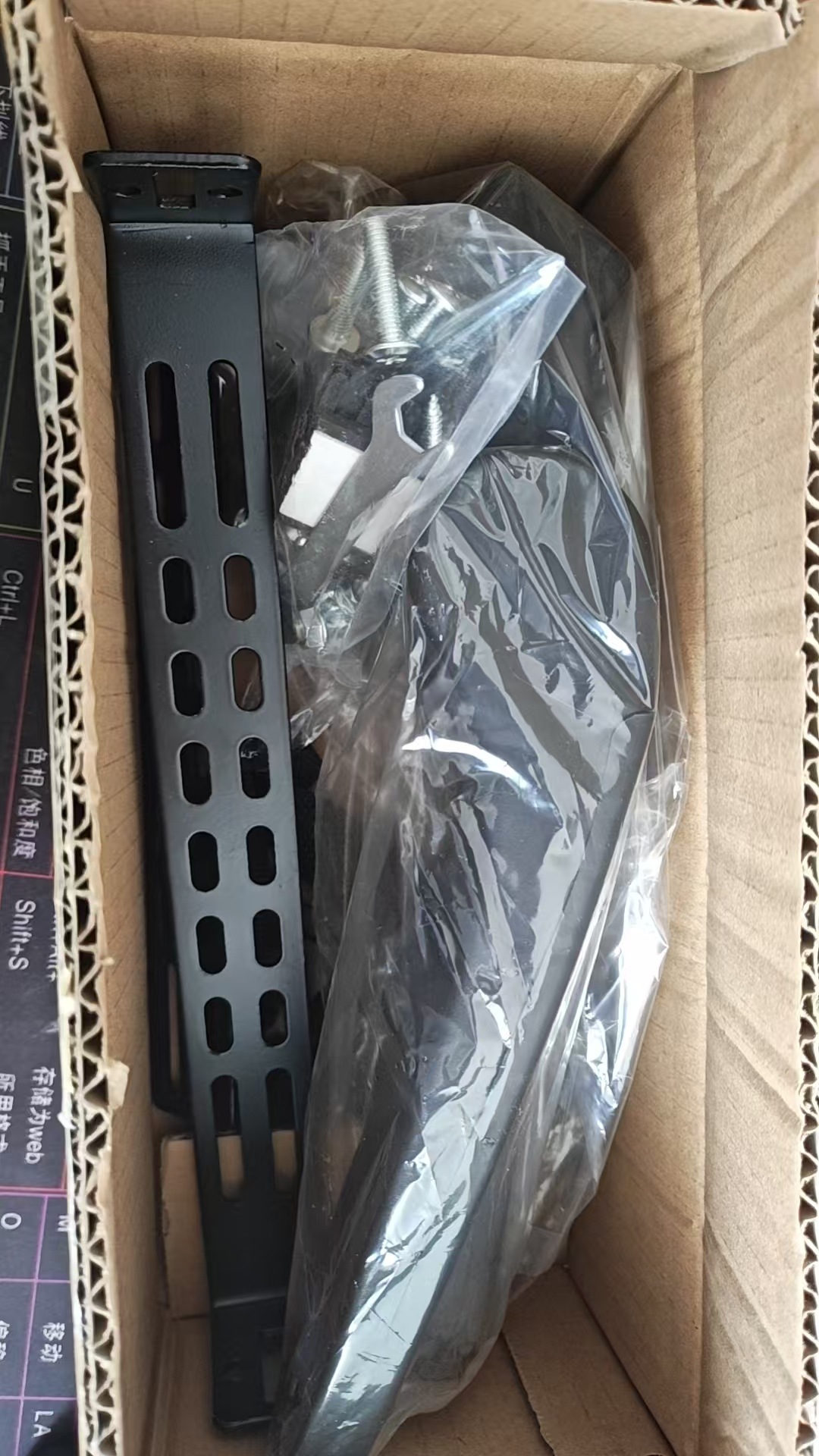 Wholesale Electric Vehicle Backrest Child Seat Universal Rear-Mounted Foldable Guardrail Armrest Baby Anti-Fall Reliable Rear Seat