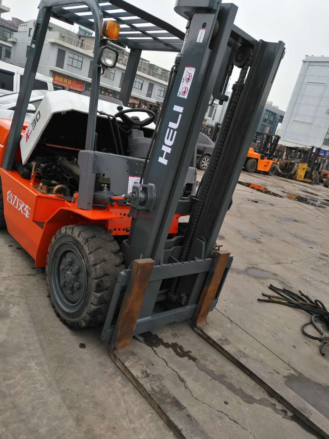 厂家直销二手叉车 八成新合力，杭叉，TCM叉车 质量保证 免费运送