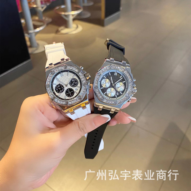 Wholesale of Aijia Ap Royal Oak Women's Watch with Three Subdials, Multifunctional Chronograph Quartz Strap