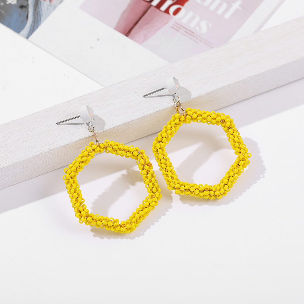 Boucles D&#39;oreilles Hexagonales En Perles De Couleur Bonbon Créatives display picture 7