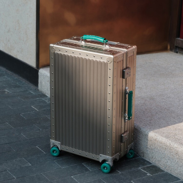 Dream Traveler Style Large Capacity Thickened Aluminum-Magnesium Alloy Suitcase for Women, 26-Inch Travel Suitcase with Wheels for Men Dream Traveler Style Large Capacity Thickened Aluminum-Magnesium Alloy Suitcase for Women, 26-Inch Travel Suitcase with Wheels for Men