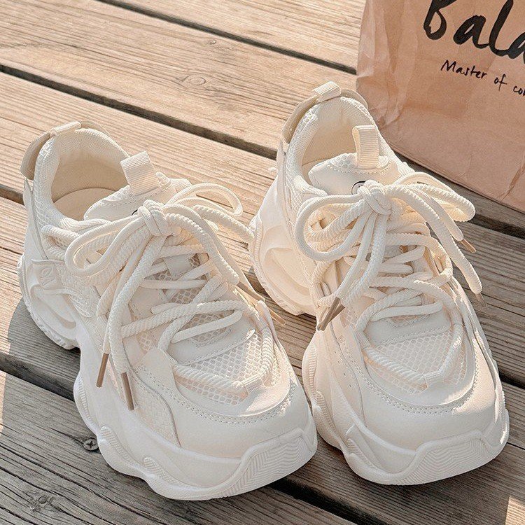 Papá zapatos mujer 2024 primavera y verano nuevos zapatos de red calientes zapatos de malla transpirables para mujer zapatos blancos de suela gruesa zapatos deportivos