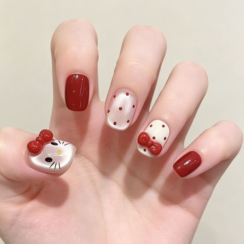 Hot-selling handmade nail art: simple and cute kitten polka dot cat-eye design, square-shaped short press-on nails, wholesale