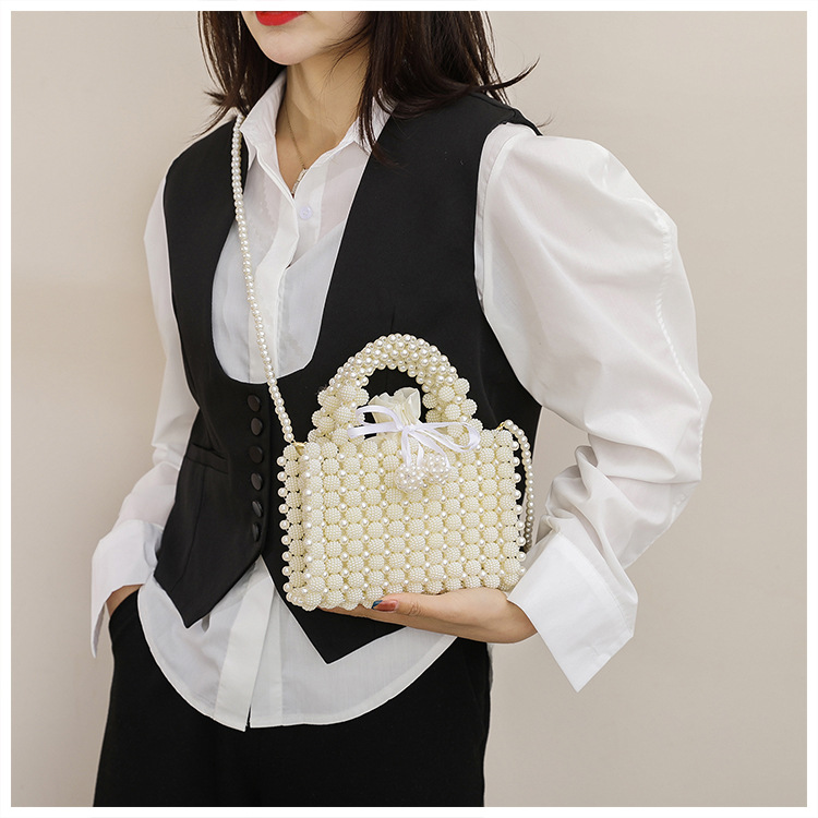 New Trendy Fashion Hand-held Shoulder Bag Beaded All-match Messenger Small Square Bag display picture 4