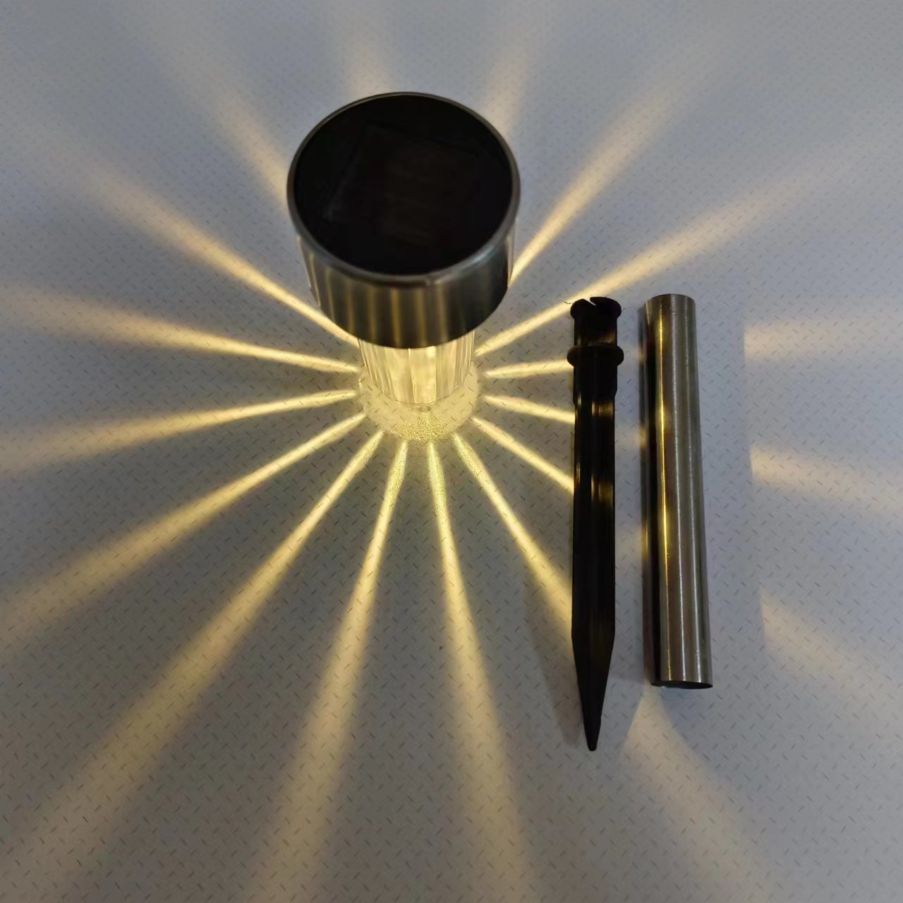 따뜻한 빛 (스테인리스 스틸)