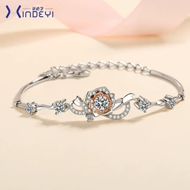 戒指;耳钉;项链