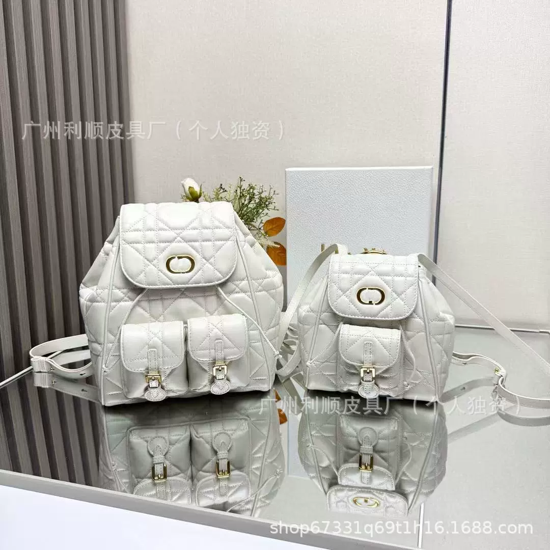 Backpack, handheld small bag for leisure, genuine leather, worn on the shoulder