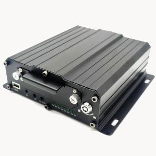 锋莱8路1080P高清车载录像机 车载MDVR 专业硬盘录像机主机