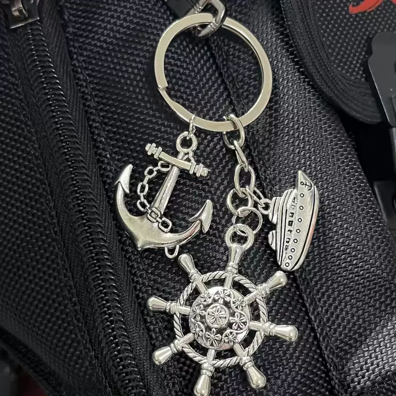 Канон: Ship Rudder Anchor Jumanji Game Sailor Commemorative Key Chain Columbus Day Surrounding Commemorative Key