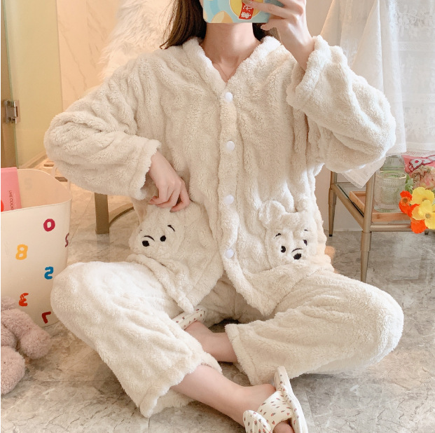 Pajama Set Autumn and Winter Thickened Flannel Robe with Cut-Out Bear Cartoon Design, Can Be Worn Outside, Loungewear Coral Fleece