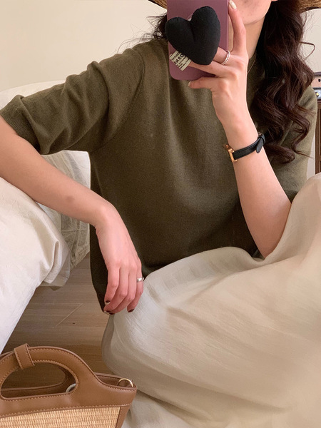 elegant woolen autumn solid color colored knitted sweater