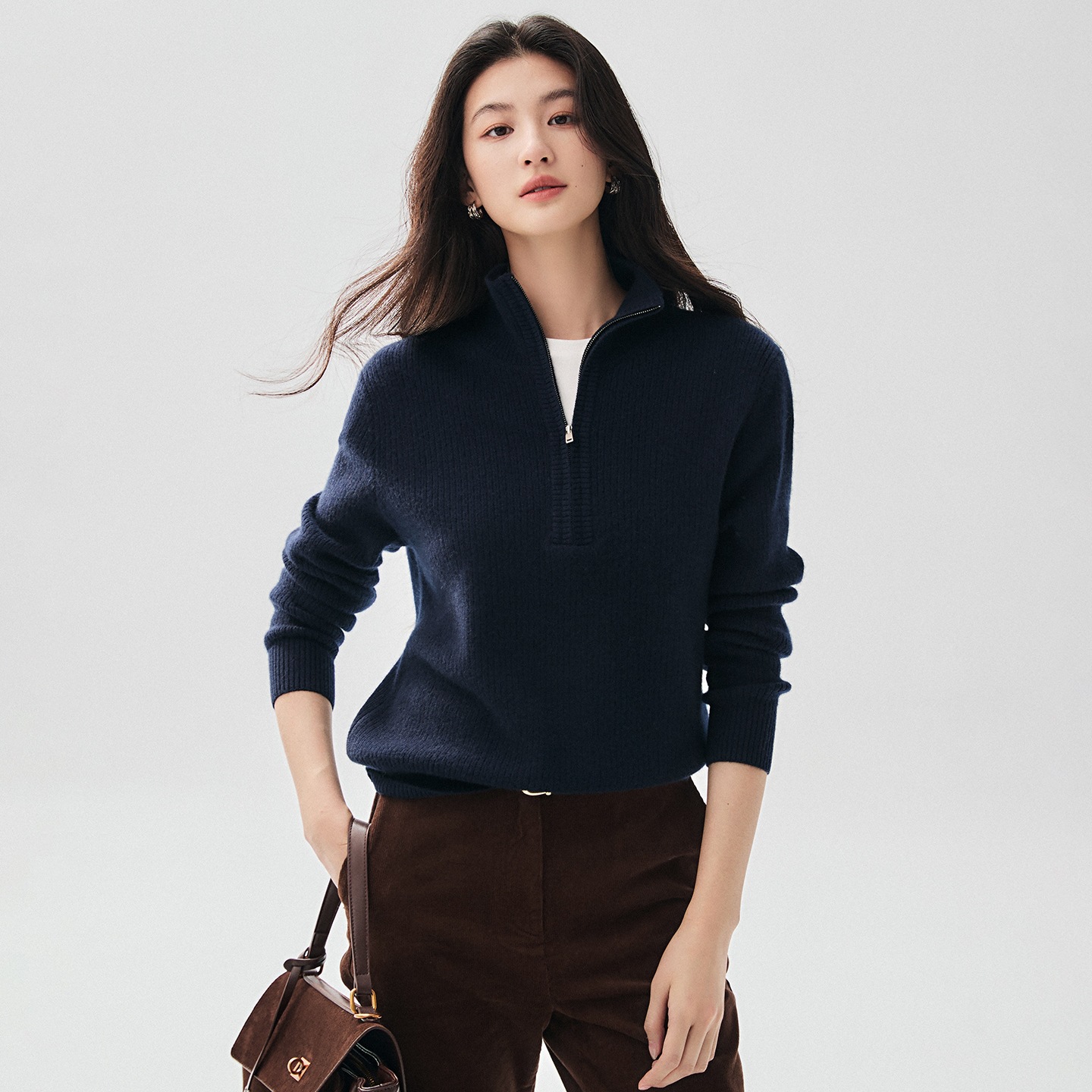 New autumn/winter collection: French-style, half-zip, cashmere knit sweater for women, featuring a stylish design and a stand-up collar