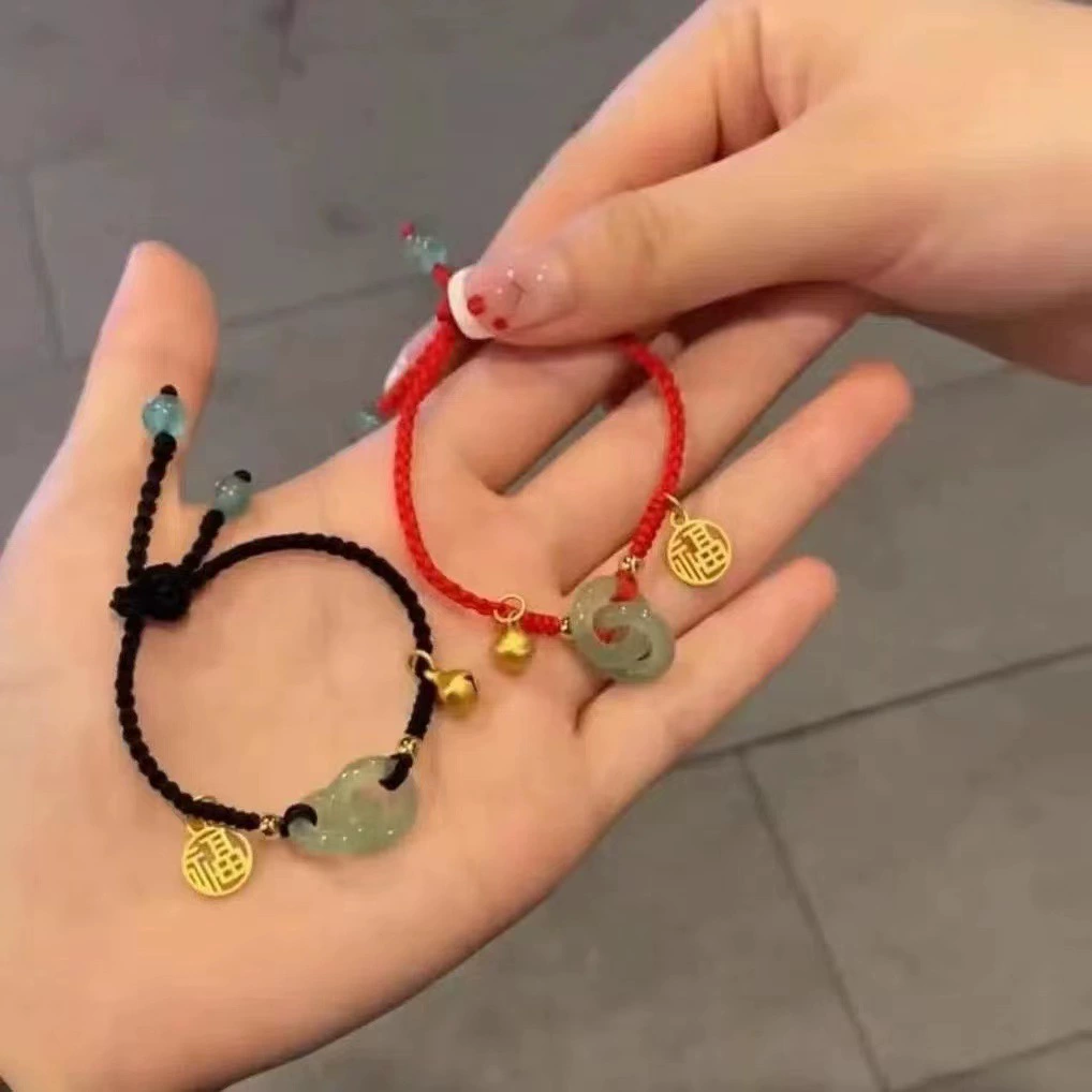 Woven bracelet, protective amulet, universal buckle for beloved, internet celebrity, simple and elegant design