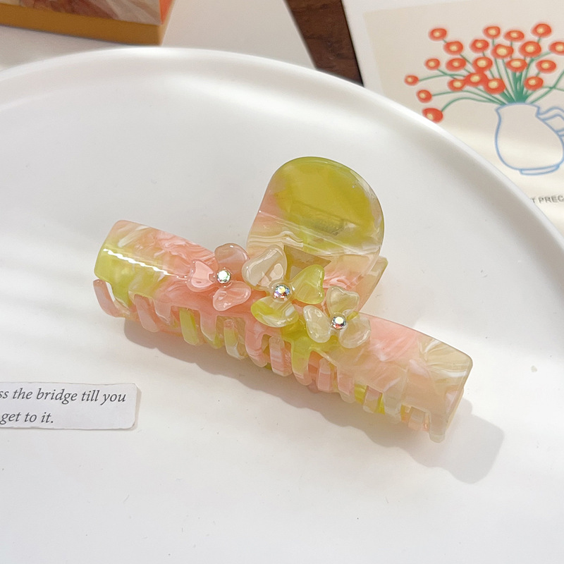 新款高级感醋酸抓夹大号镶钻发夹唯美优雅立体花朵鲨鱼夹发饰女|undefined