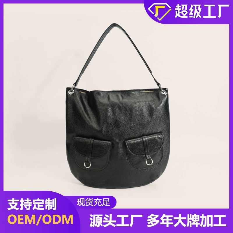 Spring shoulder bag, leather capacious one-shoulder bag, trend of season, cowhide, high-end