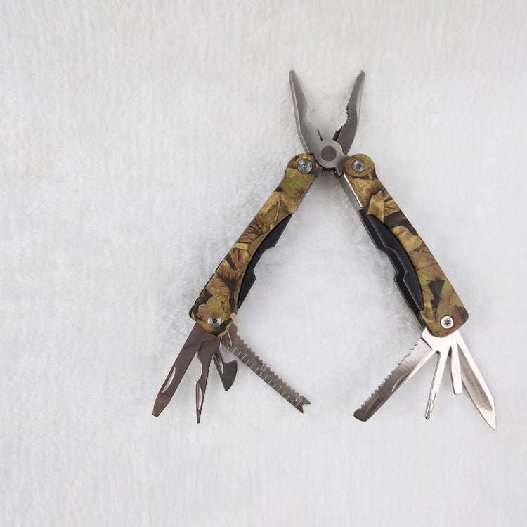 1新款迷彩多用钳户外多用工具钳 AA1大号多功能刀钳披覆迷彩钳子