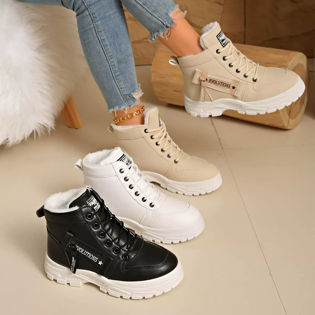 爆款雪地靴加绒加厚马丁靴冬季防滑防水保暖棉鞋