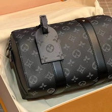 直供跨境m lv男包女包真皮盒子包链条包黑武士三合一邮差包枕头包