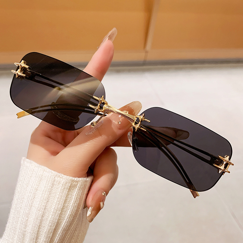 DAPARO新款GM金属无框眼镜Y2K辣妹凹造型平光镜书呆子水银色墨镜