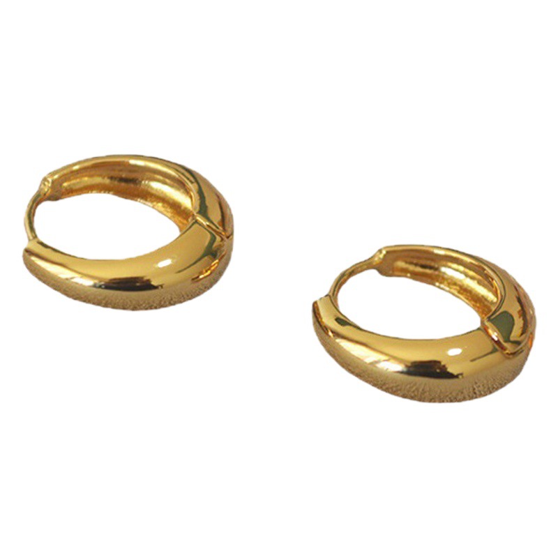 Pendientes geométricos en forma de U de moda europea y americana Pendientes de temperamento de moda pequeños y simples Pendientes de todo fósforo de lujo ligero y de alta gama Mujeres