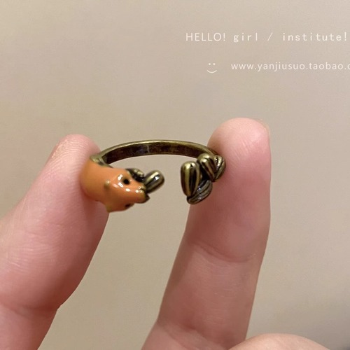Childlike and cute little squirrel open ring female niche design index finger ring weird tail ring trend
