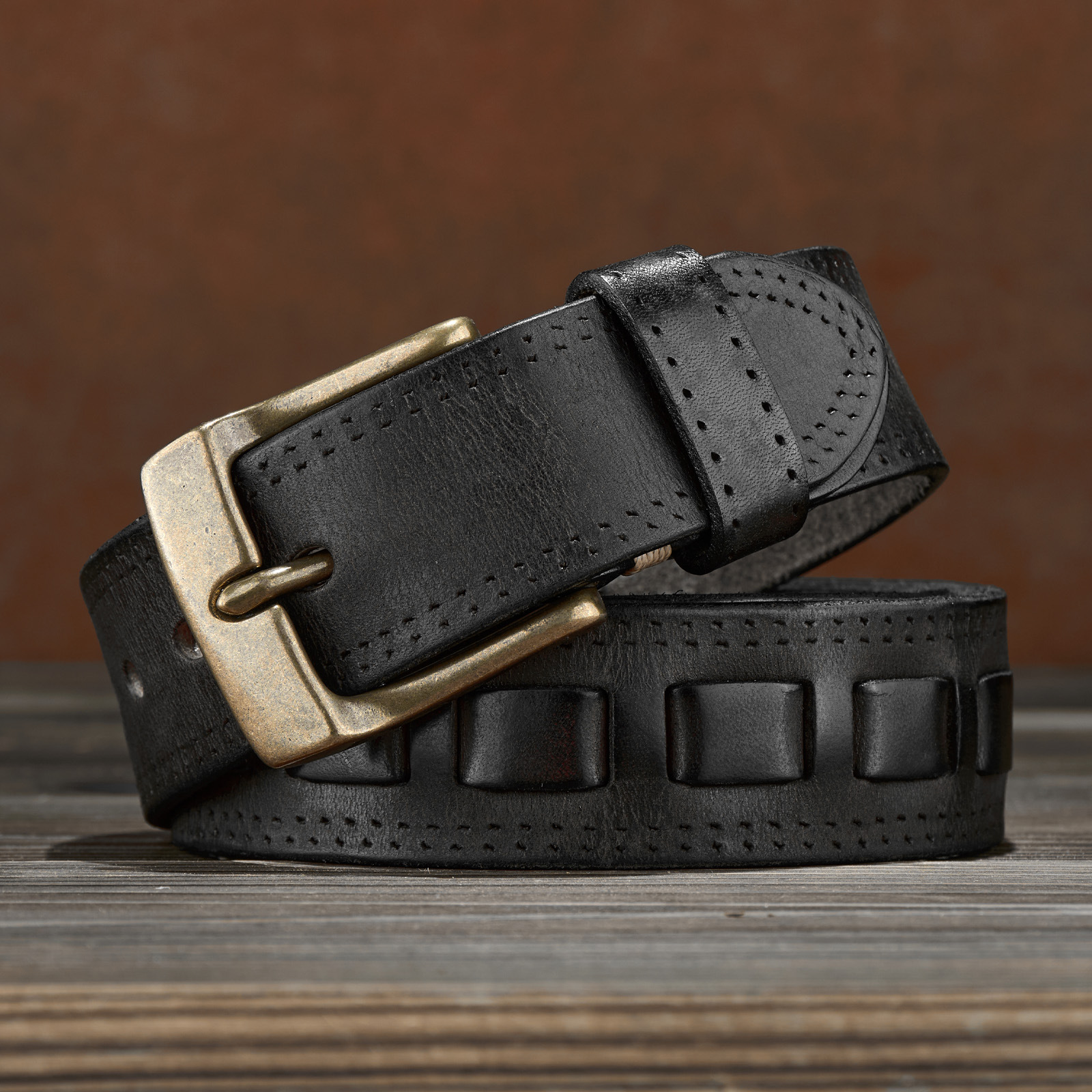 Cinturón marrón para hombres de alto nivel, cinturón de estilo nacional, cinturón de cuero de vaca, estilo retrógrado de estilo americano para hombres, cuero de cintura.