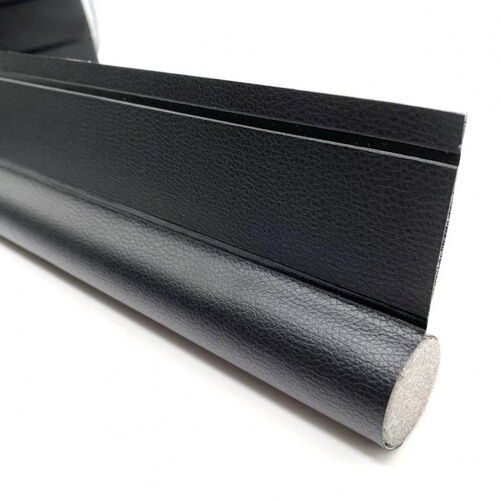 Door seal strip—windproof and draft-stopping gadget for the bottom of doors; waterproof, insect-proof, and soundproof door strip for bedroom door gaps—leak-proof sealing strip.