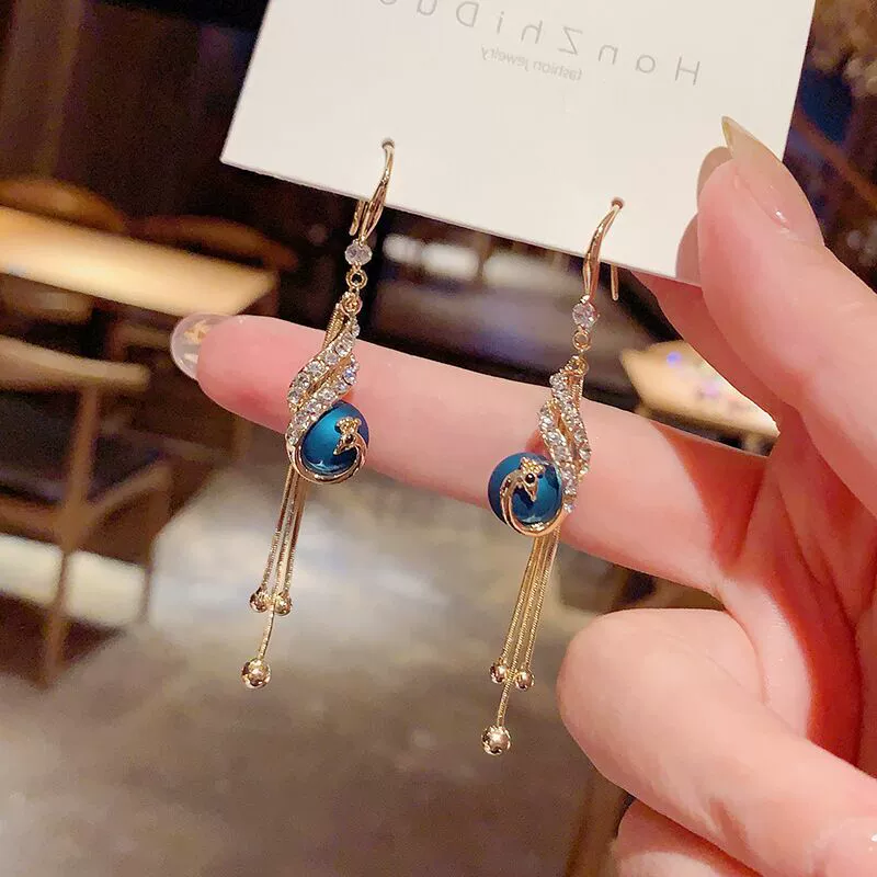 Серьги асимметричные с кисточкой, 925 серебро, игла, корейский стиль элегантный минимализм