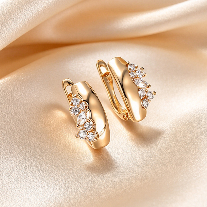 Pendientes de Aro con Zirconia de Aleación de Cobre Bañado en Oro de 18K